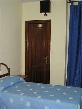 *** Guest house Hostal Nevot Granada Spain