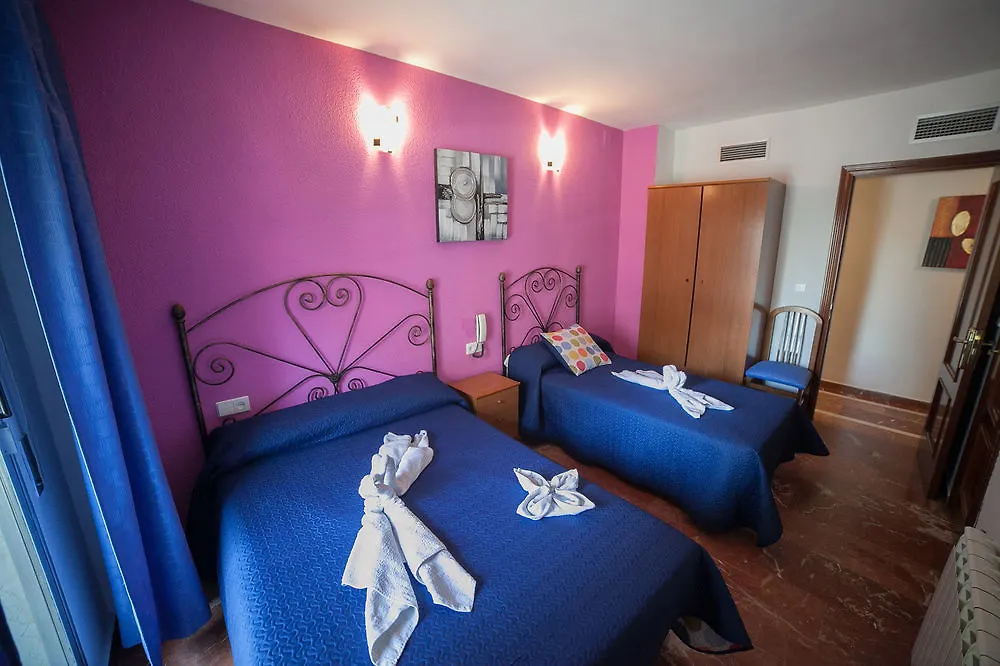 Hostal Nevot Granada Guest house