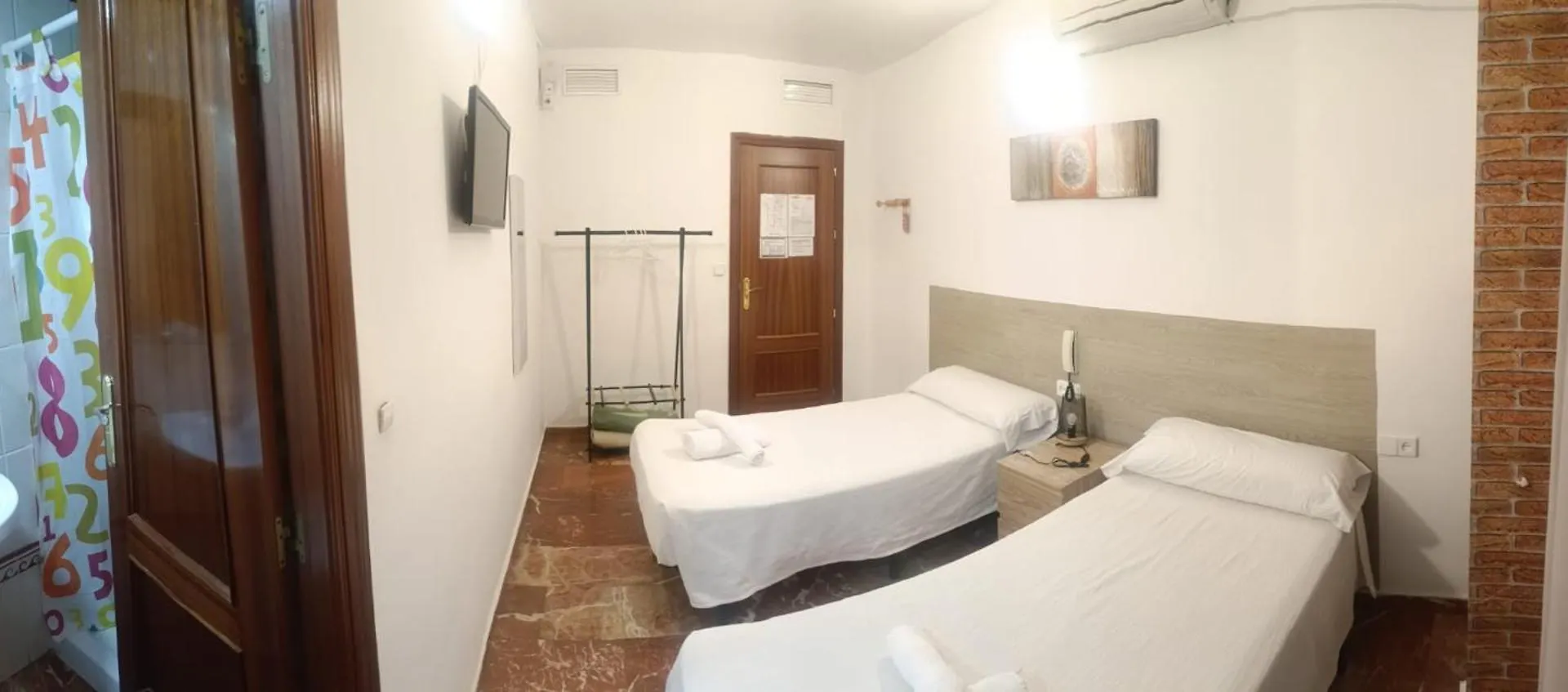 Hostal Nevot Granada
